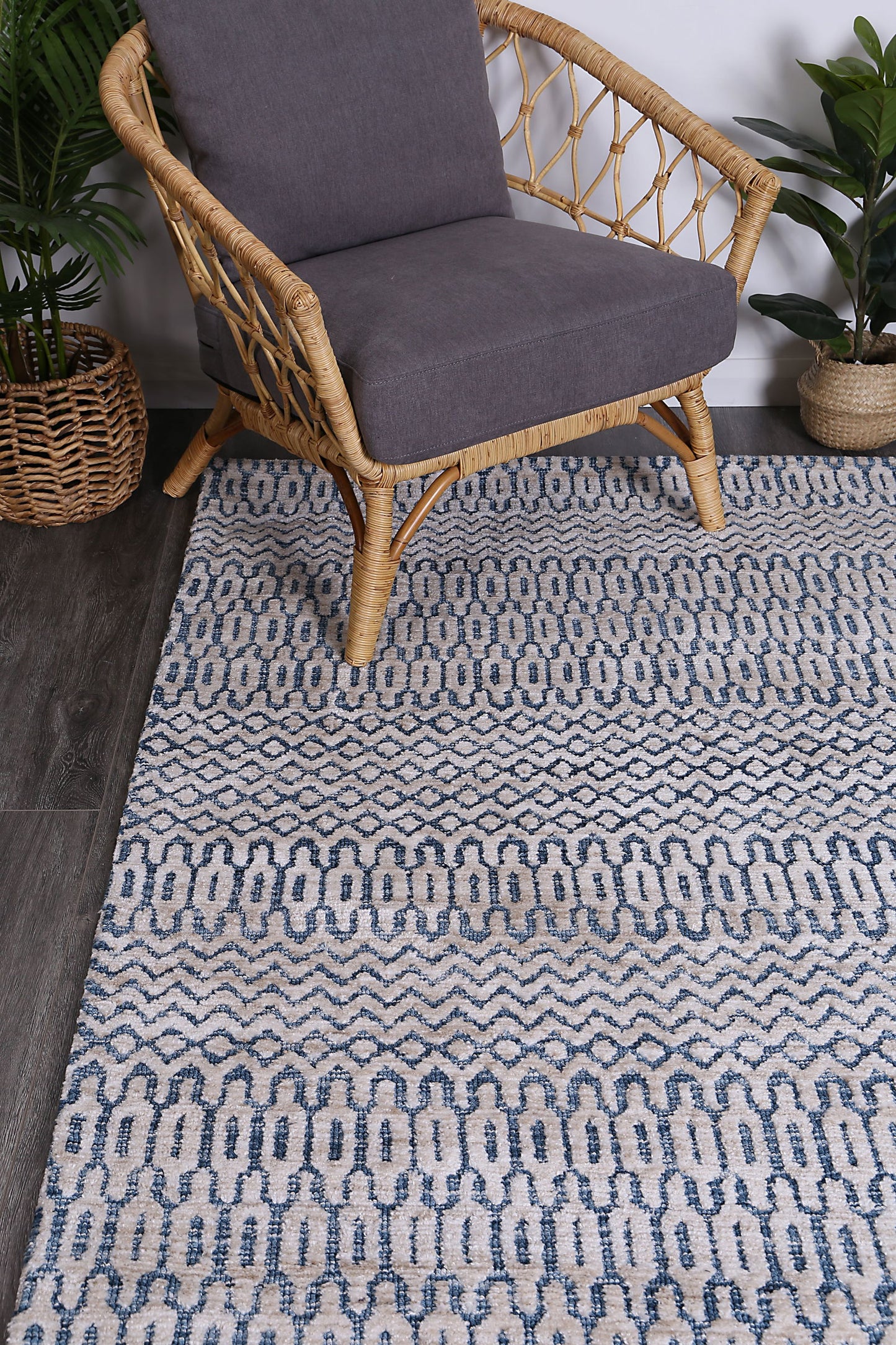 Amritsar Camphils Navy Tribal Rug 240X330 - Cosy Abode