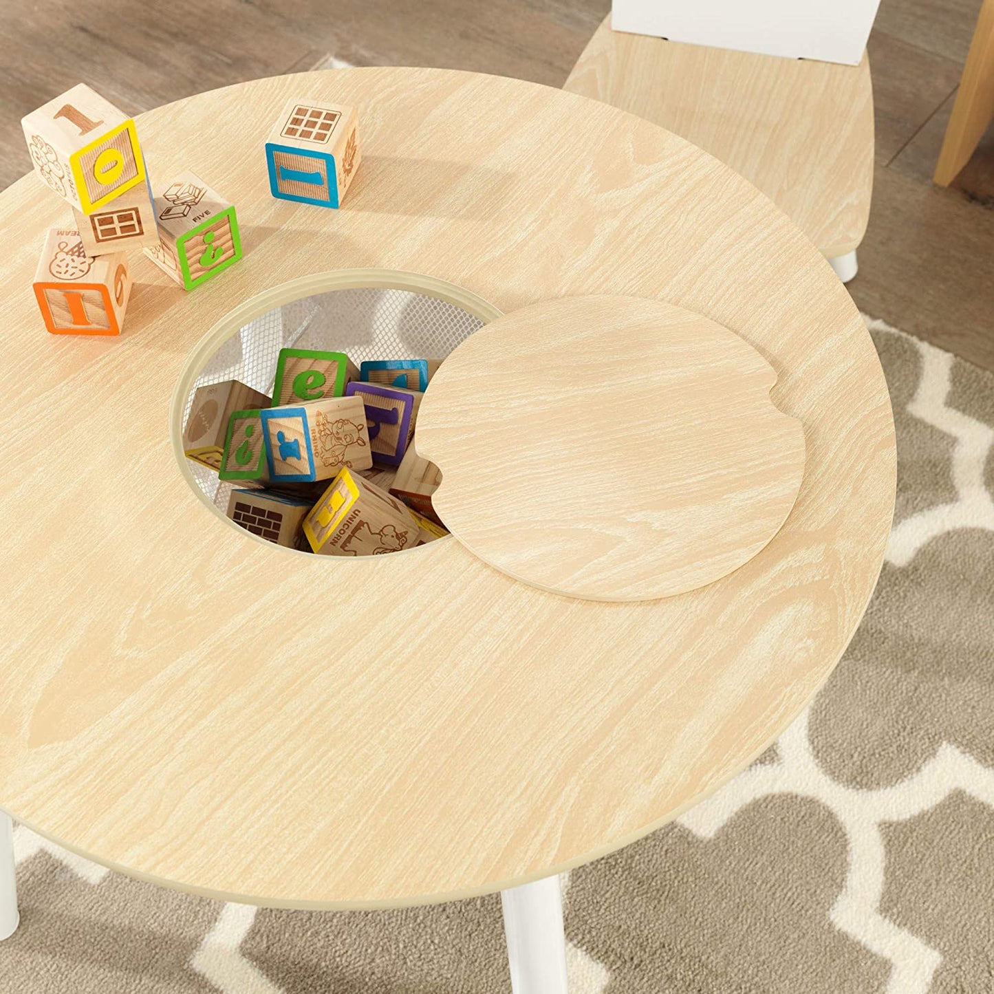 Round Table and 2 Chair Set for children (White Natural) - Cosy Abode