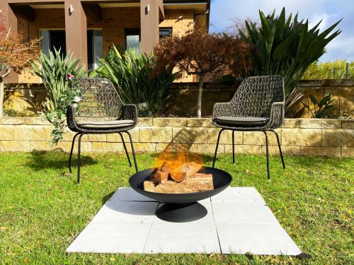 Black Lassen Cast Iron Fire Pit - Cosy Abode