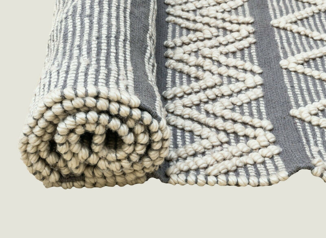 Boho Style Hand Loomed Recycle Cotton Wool Woven Design Rug 150 x 200 cm - Cosy Abode