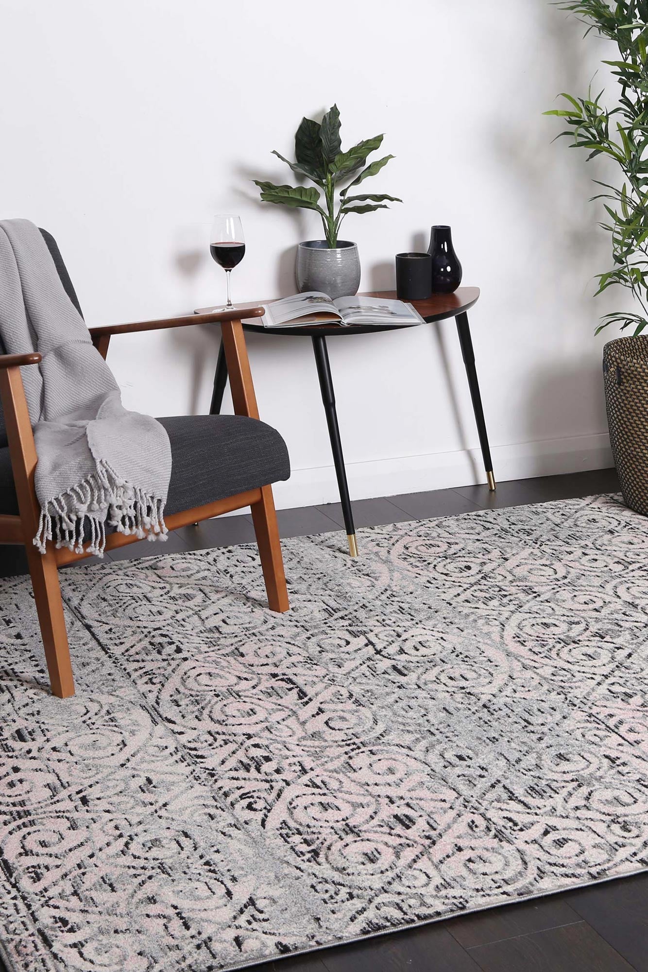 delicate-katherine-ash-ivory-rug 80x300 - Cosy Abode