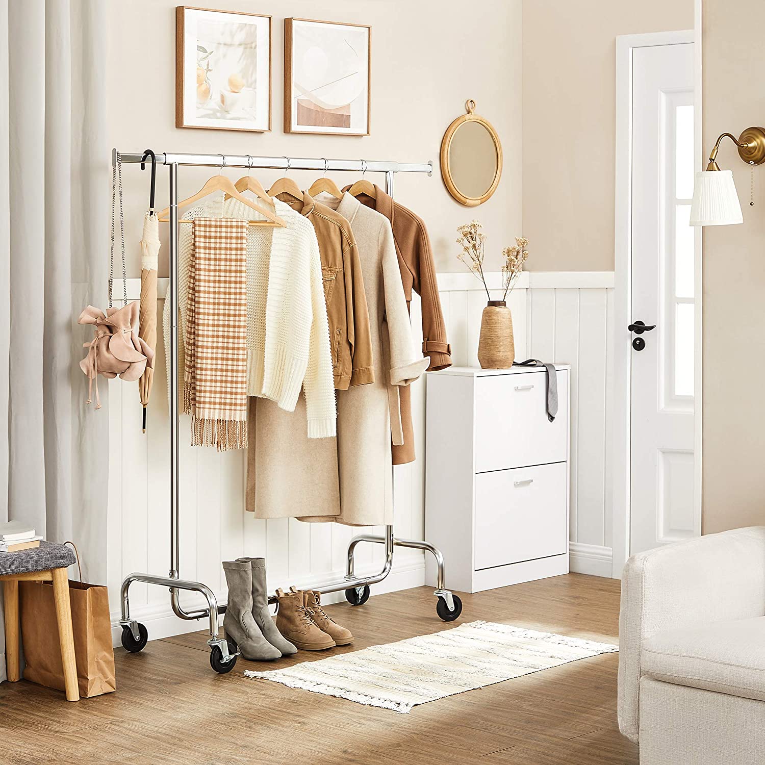 Clothes Rack Wheels Chrome Extendable, 136 kg load - Cosy Abode