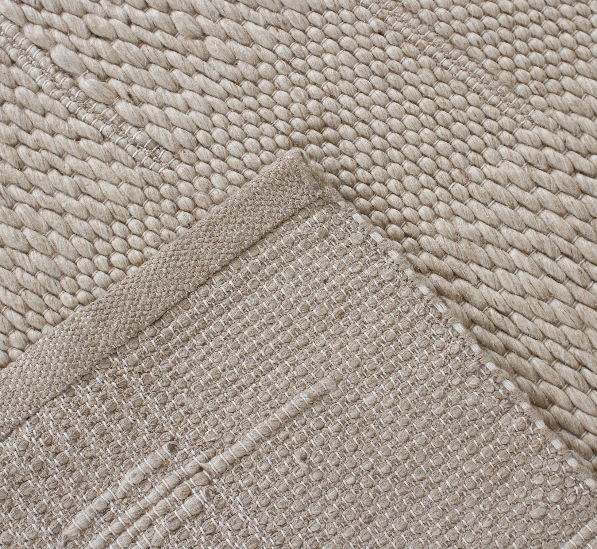 Milano Hand Woven Wool Rug - 240x340 - Cosy Abode