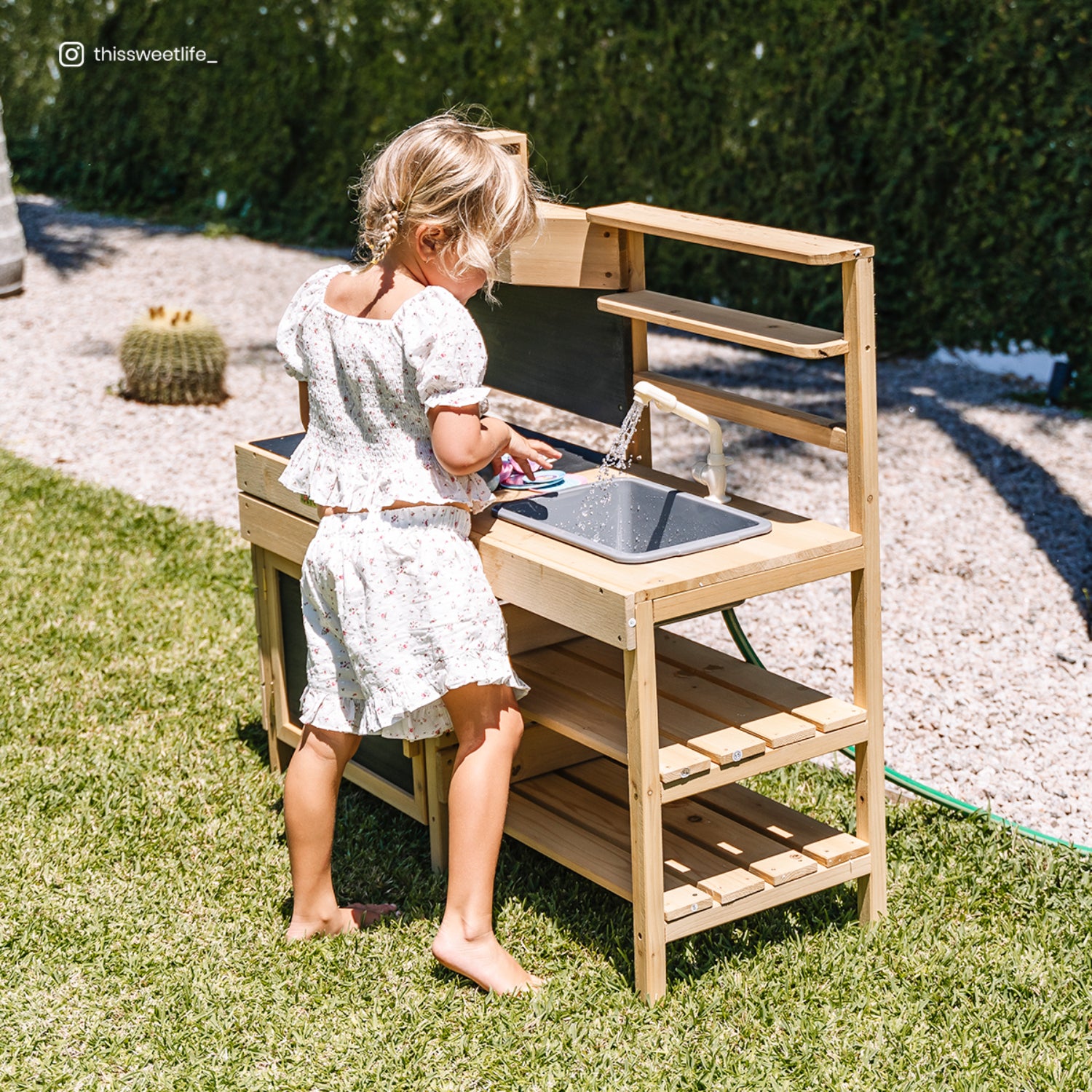 Lifespan Kids Ramsey Outdoor Play Kitchen - Cosy Abode