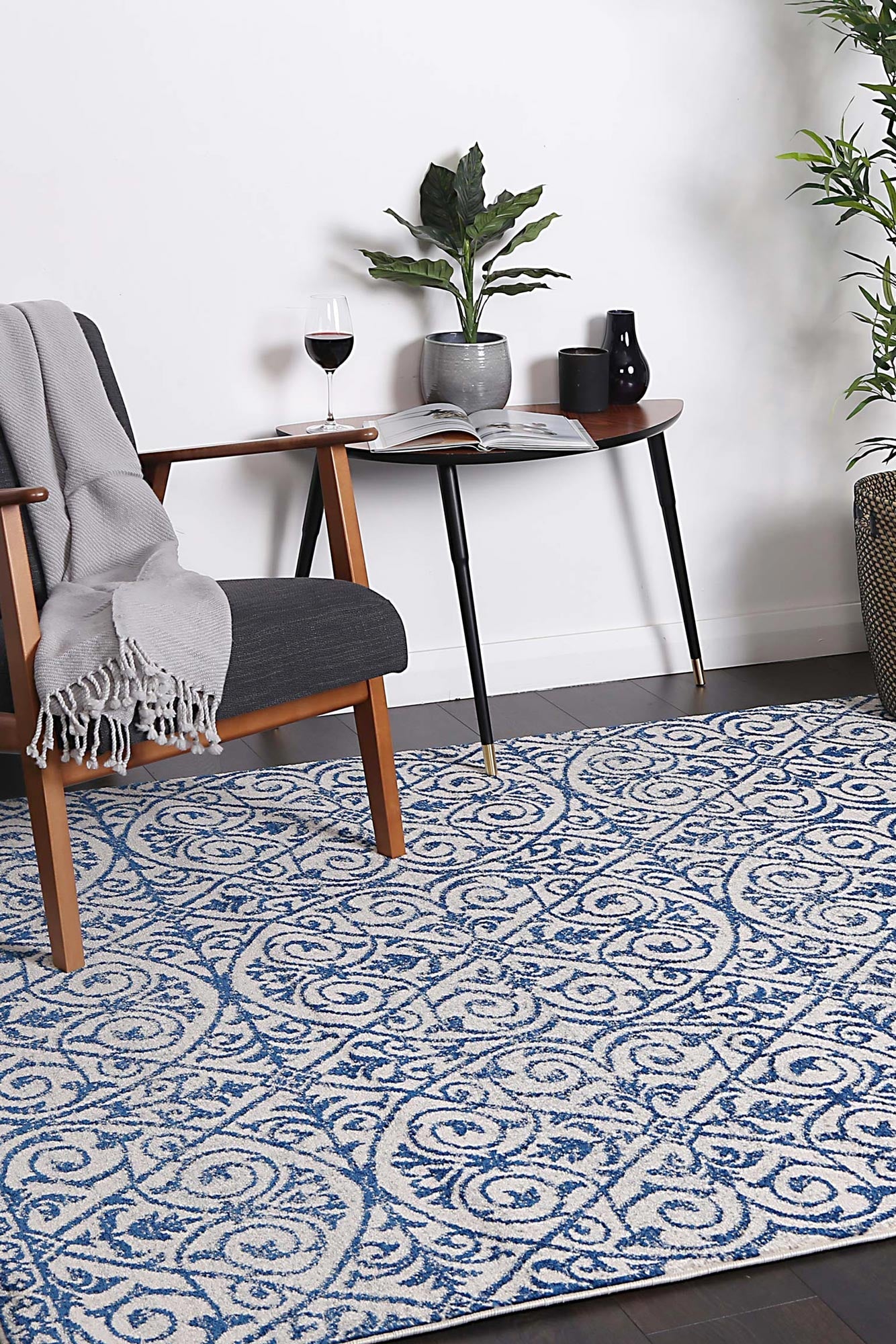 delicate-katherine-blue-ivory-rug 80x300 - Cosy Abode