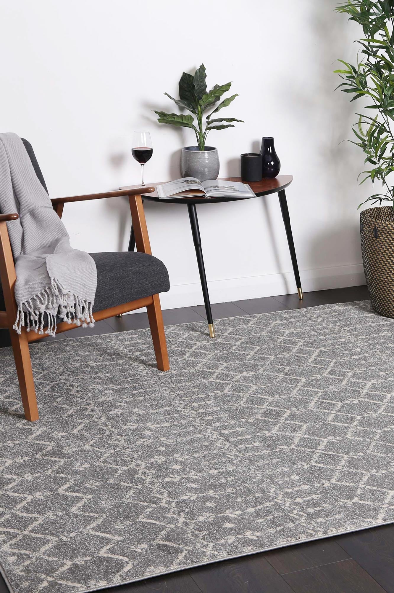 delicate-cassiday-grey-ivory-rug 80x300 - Cosy Abode