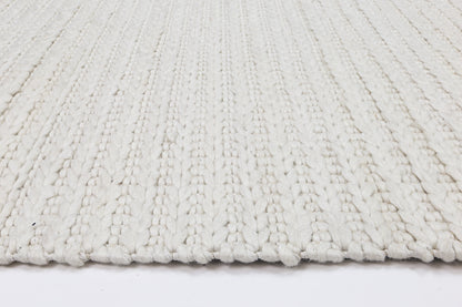 Harlow Cue White Wool Blend Rug 160x230 - Cosy Abode