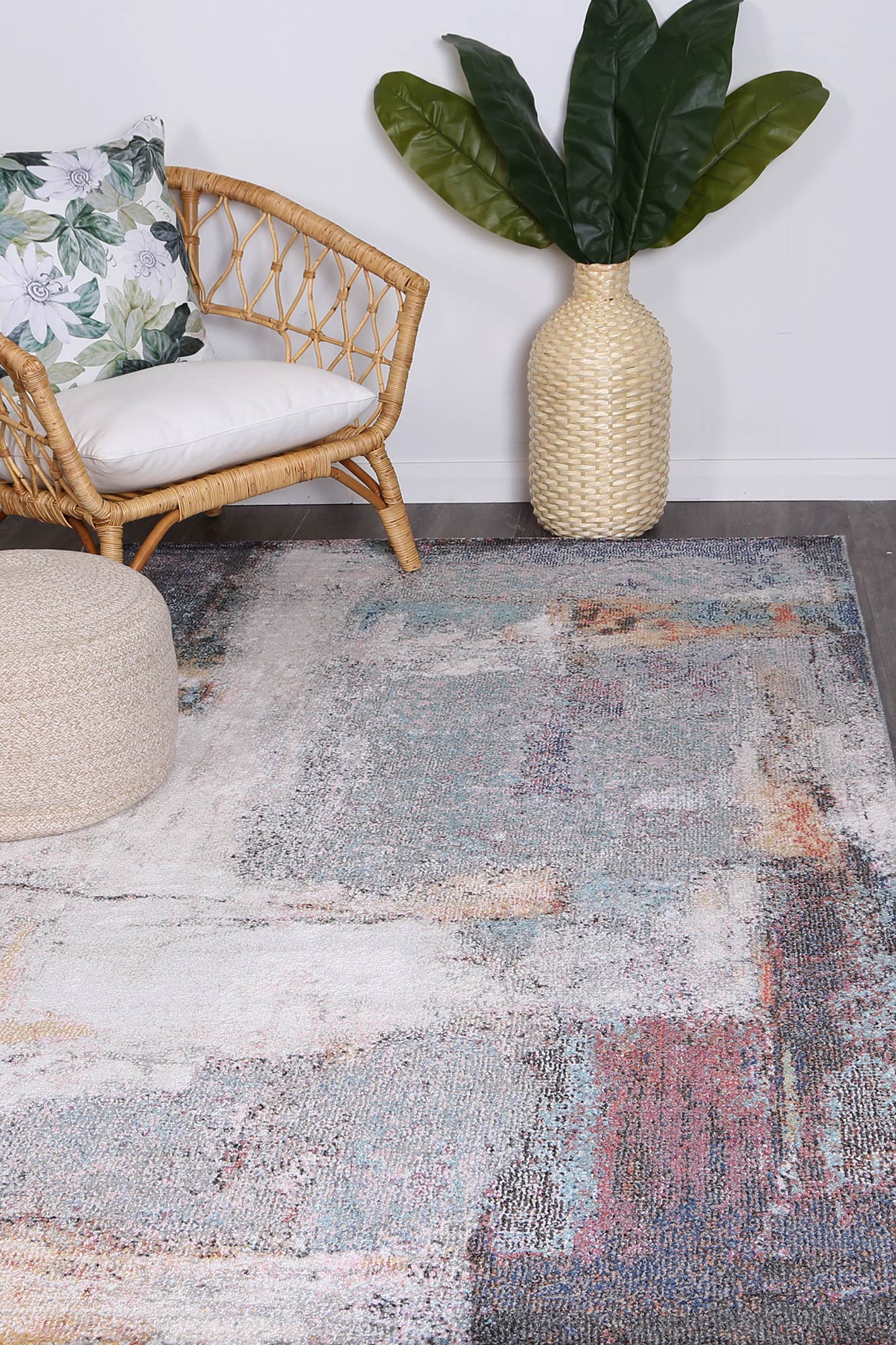 aveza-abstract-grey-rug 200x290 - Cosy Abode