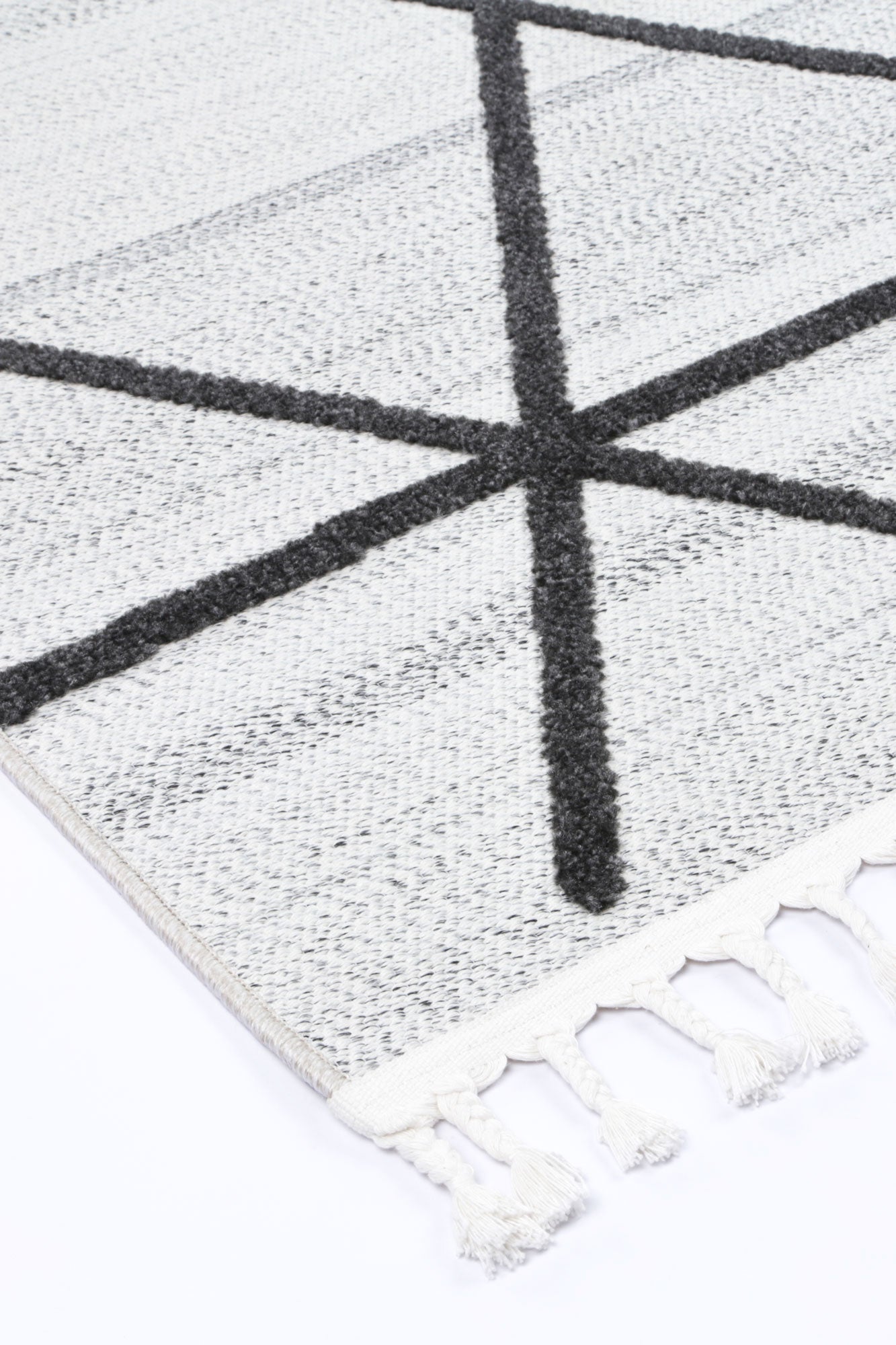 ares-01-cream-anthrasite 160x230 - Cosy Abode